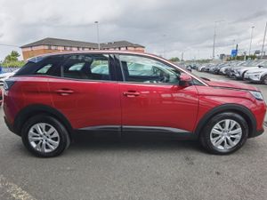 PEUGEOT 3008 1.5 BLUEHDI ACTIVE - Image 4