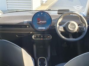 MINI HATCH Cooper SE - Image 4