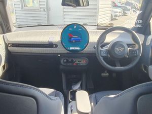 MINI HATCH Cooper SE - Image 4