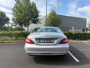 Mercedes-Benz CLS 250 CDI BLUE EFFICIENCY 4DR AUTO - Image 4