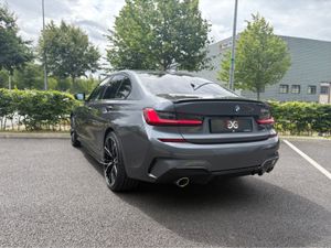 BMW 3-Series 330E M SPORT *FULL SERVICE HISTORY* - Image 3