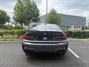 BMW 3-Series 330E M SPORT *FULL SERVICE HISTORY* - Image 4