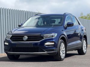 Volkswagen T-Roc 2019 Volkswagen T-Roc SE - Image 2