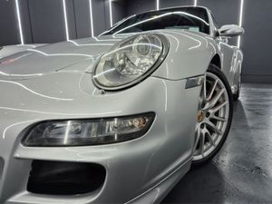 Porsche 911 C4S Coupe Manual Aero Magnesium - Image 2
