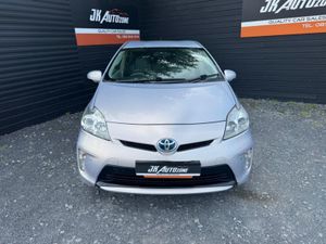 Toyota Prius 1.8 Hybrid 5DR Auto - Image 2