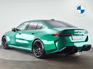 BMW M5 Saloon - Image 2