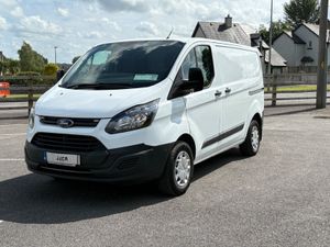 ABSOLUTELY IMMACULATE 2017 FORD TRANSIT CUSTOM - Image 3