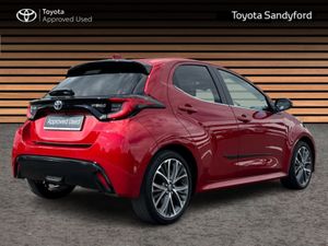 Toyota Yaris HYBRID PLATINUM // FULL LEATHER // AI - Image 2
