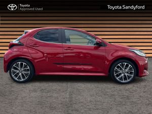 Toyota Yaris HYBRID PLATINUM // FULL LEATHER // AI - Image 3