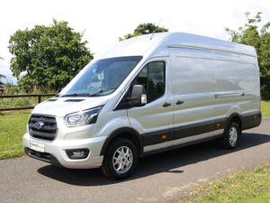 Ford Transit 350 Ecoblue Mhev Limited - Image 3