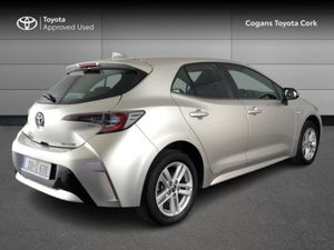 Toyota Corolla HYBRID LUNA H/B 4DR AUTO - Image 2
