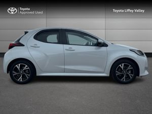 Toyota Yaris Yaris Hybrid 115 L-SPORT - Image 3