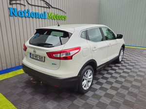 2015 Nissan Qashqai 1.5 DSL XE Diesel - Image 3