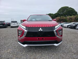 2021 Mitsubishi Eclipse Cross PHEV - Image 2