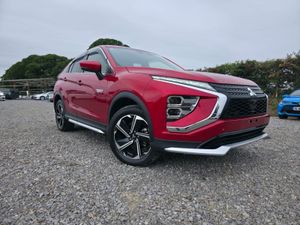 2021 Mitsubishi Eclipse Cross PHEV - Image 3