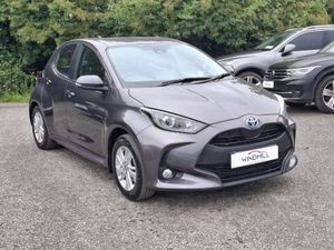 TOYOTA YARIS 1.5 HYBRID LUNA 4DR 2023(23) - Image 2