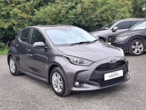 TOYOTA YARIS 1.5 HYBRID LUNA 4DR 2023(23) - Image 3