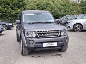 LAND ROVER DISCOVERY 3.0 TDV6 5 SEAT XE 2015(15) - Image 4