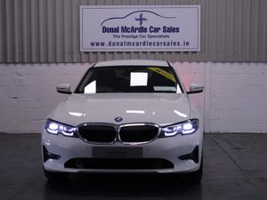 BMW 3-Series 2022 - Image 3