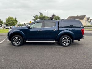 STUNNING 2017 TEKNA NISSAN NAVARA - Image 4