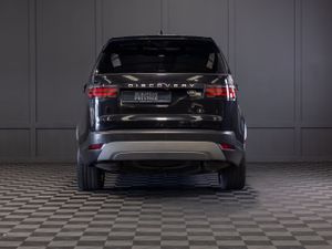 212 Land Rover Discovery 3.0 HSE 2 Seat Commercial - Image 4
