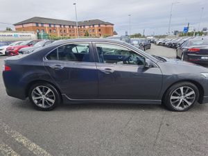 HONDA ACCORD 2.2 I-DTEC ES - Image 4