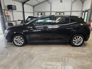 17 RENAULT MEGANE GT LINE NAV - Image 3