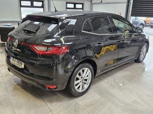 17 RENAULT MEGANE GT LINE NAV - Image 4
