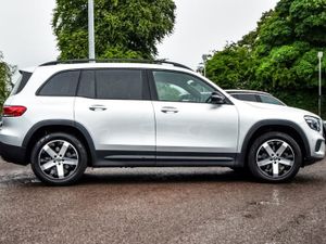 Mercedes-Benz GLB- Class 7 Seat 200d Progressive - Image 3