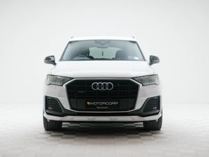 Audi Q7 S Line 55 Tfsi E Black Edition Quattro - Image 2