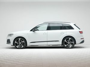Audi Q7 S Line 55 Tfsi E Black Edition Quattro - Image 4