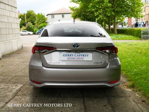 Toyota Corolla Hybrid Luna Sport 4DR Auto - Image 4