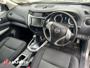 Nissan Navara Navara 2.3 DSL SVE CVT 190 DIF - Image 4