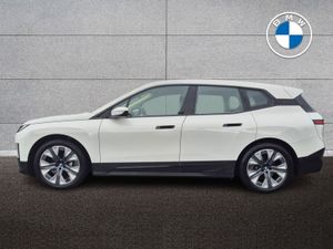 BMW IX Xdrive40 Sport - Image 4