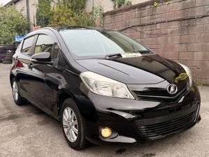 Toyota Vitz/yaris 2014  1.0 - Image 3