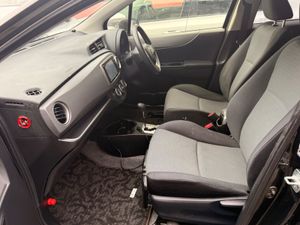 Toyota Vitz/yaris 2014  1.0 - Image 4