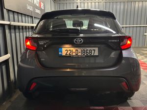 2022 Toyota Yaris  1.5 Hybrid Luna Automatic - Image 2