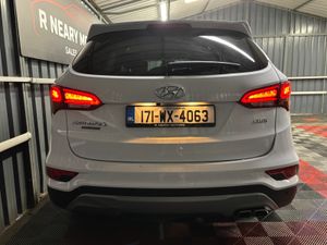 2017 Hyundai Santa Fe 2.2 CRDi 4WD Executive - Image 2