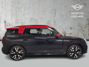 MINI COUNTRYMAN Cooper Classic E - Image 3