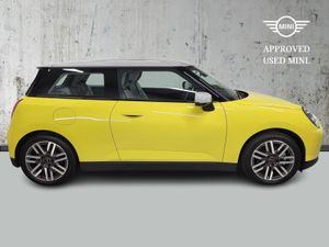 MINI Cooper E Classic - Image 3
