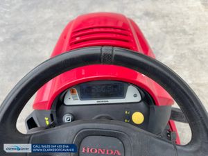 2021 Honda HF2417 Lawnmower - Image 3