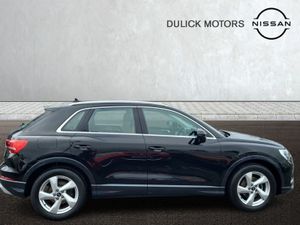 Audi Q3 35 Tfsi 150HP SE - Image 3
