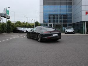 Porsche Panamera Panamera 4 E-hybrid - Image 3