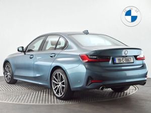 BMW 3 Series 320i Sport Saloon - Image 2