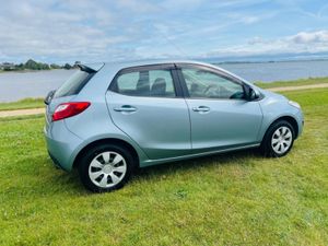 Mazda Demio 1.3 Automatic - Image 3