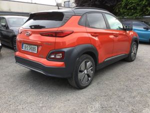 Hyundai Kona Premium EV 64kw Only 33K KMS Long Ra - Image 2