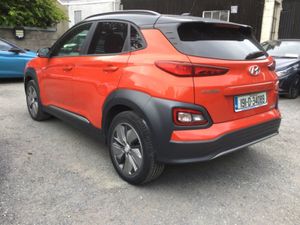 Hyundai Kona Premium EV 64kw Only 33K KMS Long Ra - Image 3