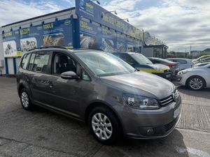 Volkswagen Touran 2015 7 Seater - Image 4