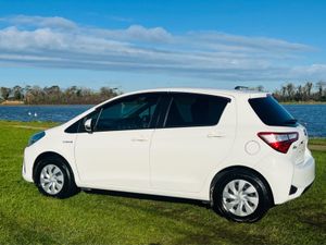 Toyota Yaris 1.5 Hybrid Automatic - Perfect Start - Image 3