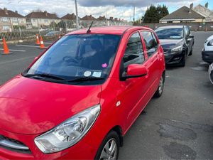 Hyundai i10 1.1 Petrol//only 80000KLMLOVELY Tidy - Image 3